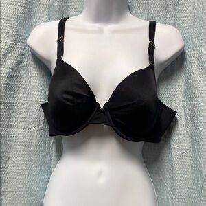 Vanity Fair 38B Elegant Black under wire  Bra lined not padded‎ soft comfy